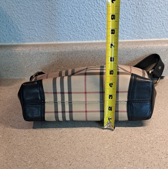 Burberry Shoulderbag - Picture 4 of 14